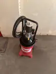 Sunshine Italy Pneumatic Grease Bucket - Heavy Duty Commercial - 1