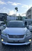 Toyota Vanguard 2011 Silver - 1