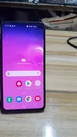 Samsung Galaxy S10e 128GB Nyeusi - 1