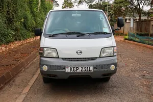 Nissan Vanette 2011 Nyeupe
