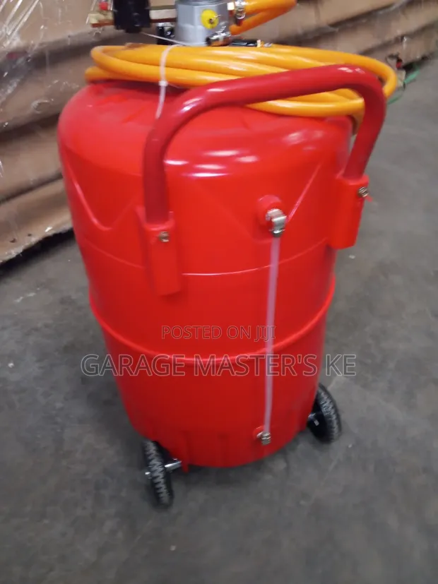 Operatable Foam Machine for Car Washes - 1