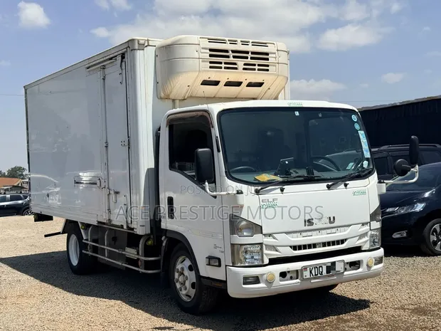 Isuzu Elf 4000cc Auto Truck 2018 - 1