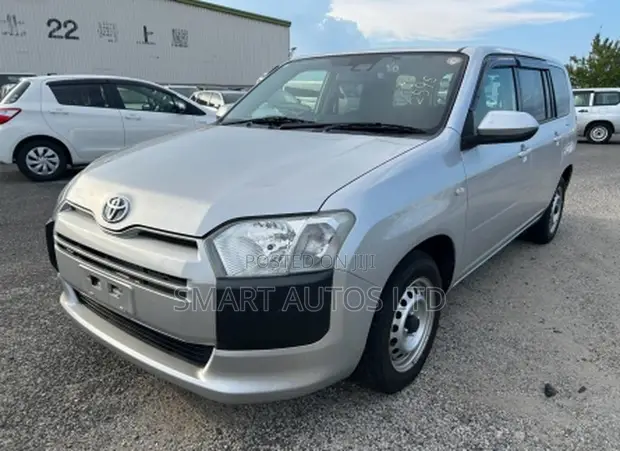 Toyota Probox 1.5 Hybrid DX 2021 - 1