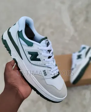 New Balance 550 Sneakers