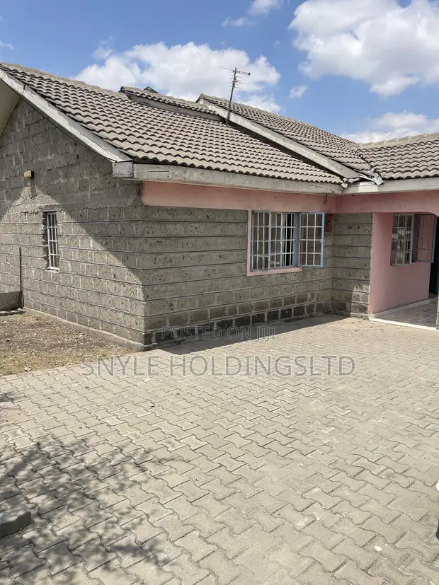 4 Bedroom House for Sale in Kitengela - 1