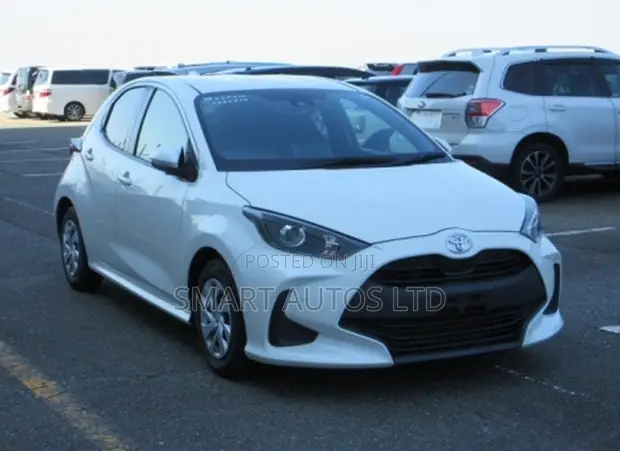 Toyota Yaris 2021 Pearl - 1