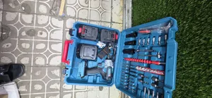 Brand New Makita Cordless Impact Wrench & Driver Toolkit