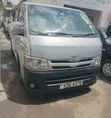 Toyota HiAce Van 2015 Nyeusi - 3