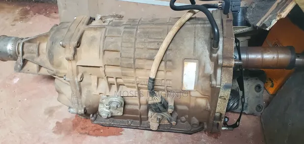 Used Subaru Forester Gearbox for Parts - 1