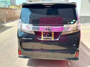 Toyota Vellfire 2015 Nyeusi