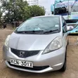 Honda Fit 2010 Silver - 2