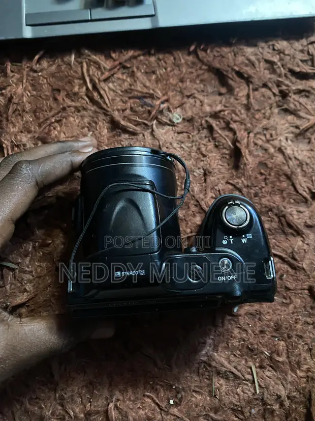 Nikon Coolpix L820 Kamera ya Dijitali - 1