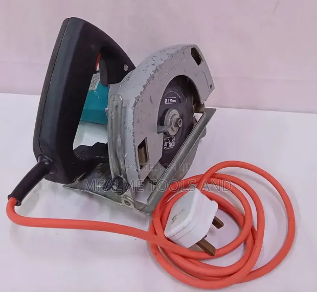 Used Black & Decker Electric Circular Saw 127mm - 1