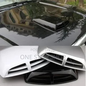 Non-functional Decorative Bonnet Scoop
