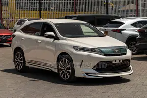 Toyota Harrier Turbo 2019 White