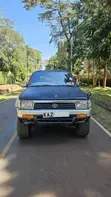 Toyota Hilux Surf 3.0DT 2000 Black - 5