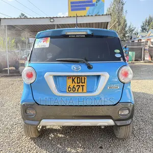 Daihatsu Cast 660 AWD 2018 Bluu