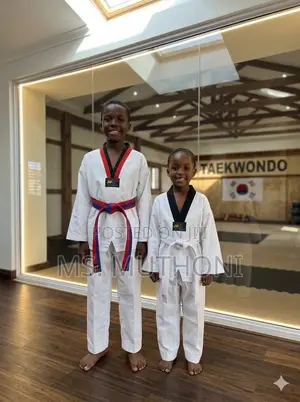Vazi la Sanaa za Vita: Karate Taekwondo Gi (Miaka 4-12)