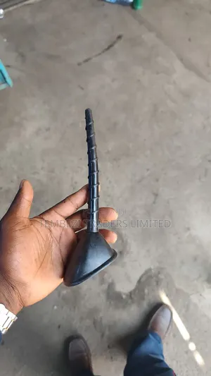 Antena ya Gari Bandia