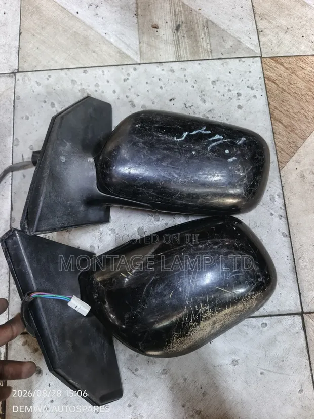 Toyota Fielder NZE Side Mirror (Used) - 1