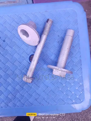 Caber Bolt kwa Toyota Prado 150