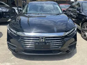 Honda Insight Touring 2020 Nyeusi