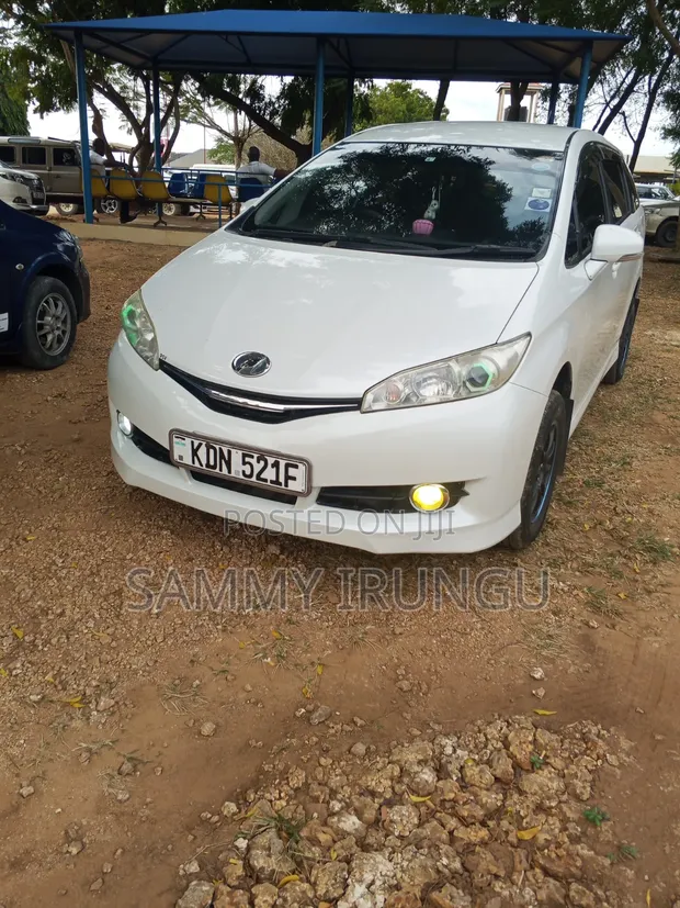 Toyota Wish 2016 White - 1