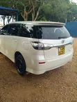 Toyota Wish 2016 White - 4