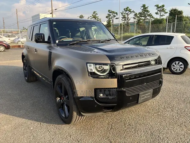 Land Rover Defender 110 D300 2022 Bronze - 1