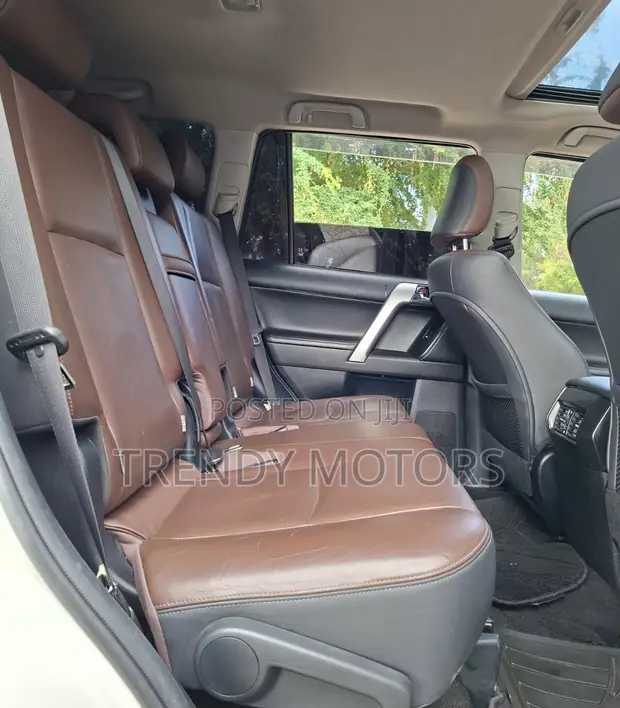 Toyota Land Cruiser Prado TXL 2017 White - 1