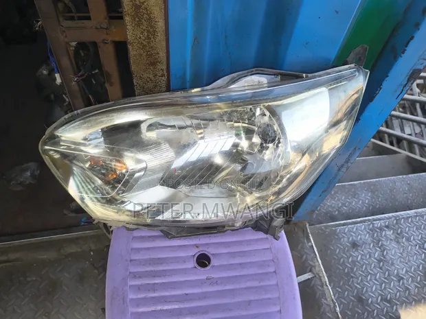 Nissan Dayz Roox Headlight (Iliyo tumika, Kutoka Japan) - 1
