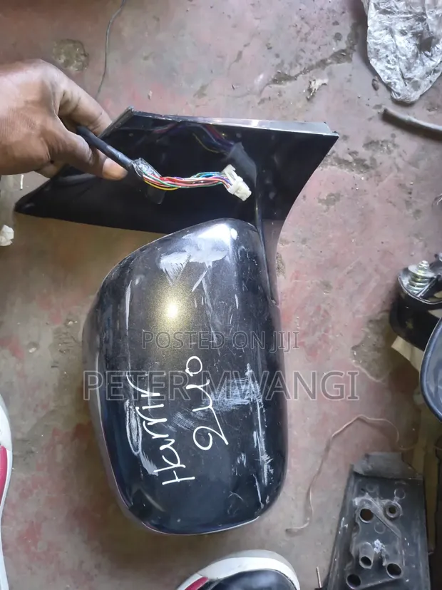 Toyota Harrier 240 Sidemirror - 1