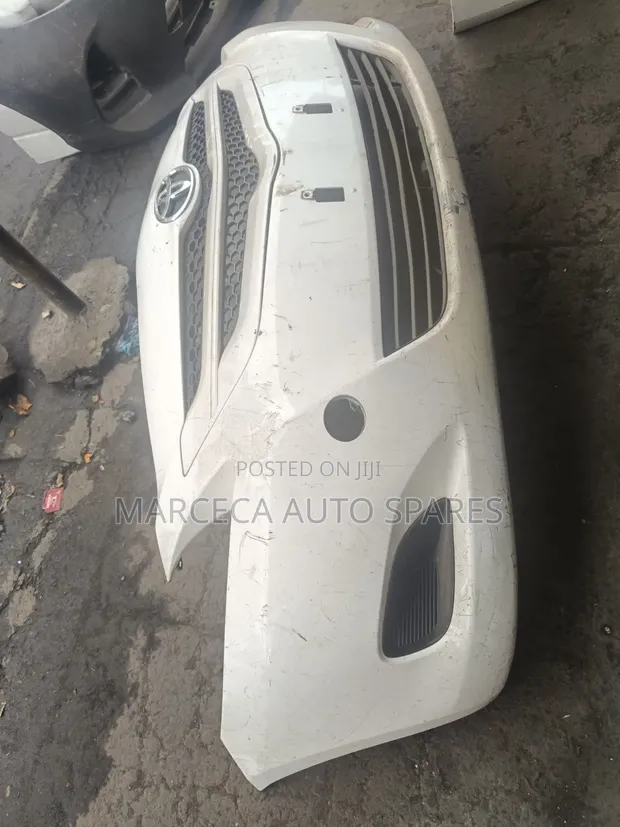 Bampa ya Mbele ya Toyota Belta - Halisi kutoka Japan - 1