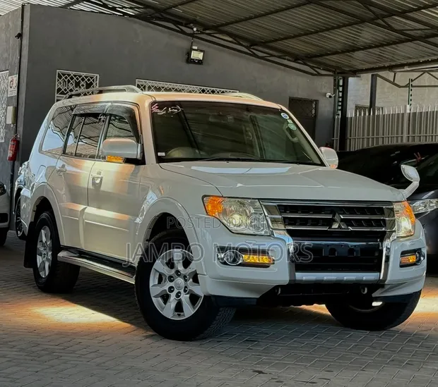 Mitsubishi Pajero V80 3.2 DI-D 2020 - 1