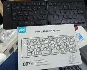 B023 Folding Wireless Keyboard yenye Phone Holder