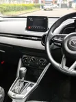 Mazda 2 2020 White - 2
