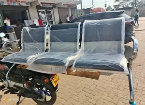 Kiti cha Kusubiri chenye Pedi cha Njia 3 - Cha Watu 3