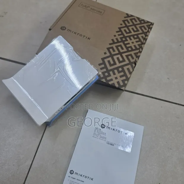 MikroTik hAP Lite TC RB941-2nD-TC WiFi Router 300Mbps - 1