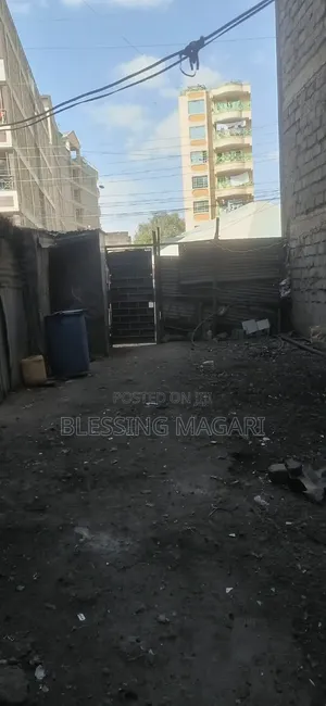 Prime 40x80ft Plot for Sale in Donholm Phase 8, Nairobi