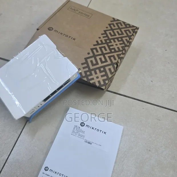MikroTik hAP lite TC RB941-2nD-TC Wireless Router - 1