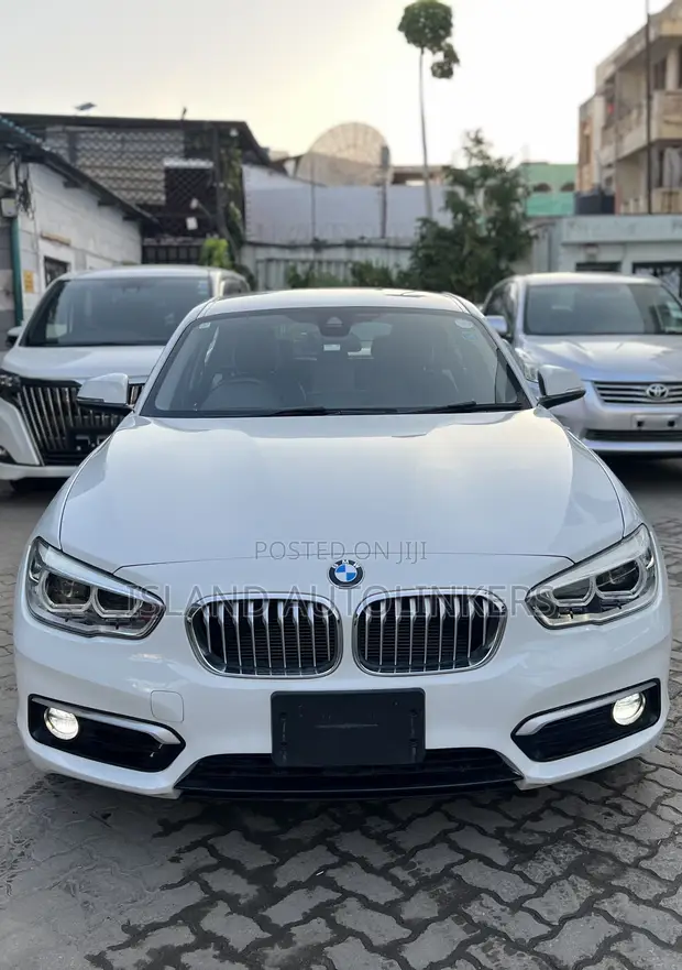 BMW 116i 2017 White - 1