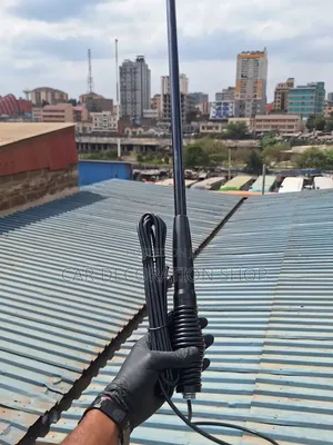 Short Black Whip Antenna na Heavy Duty Shock Spring Base