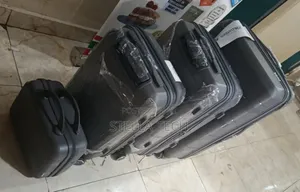 Fashion 4-in-1 Isiyovunjika ya Kifahari ya Mfuko wa Rubber na Briefcase