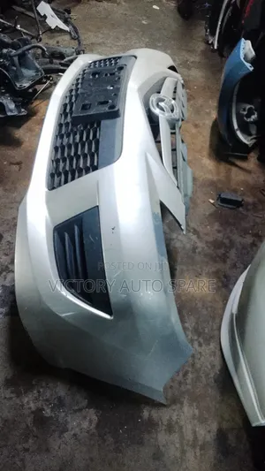 Bampa ya Mbele ya Mazda Premacy (2010-2013)