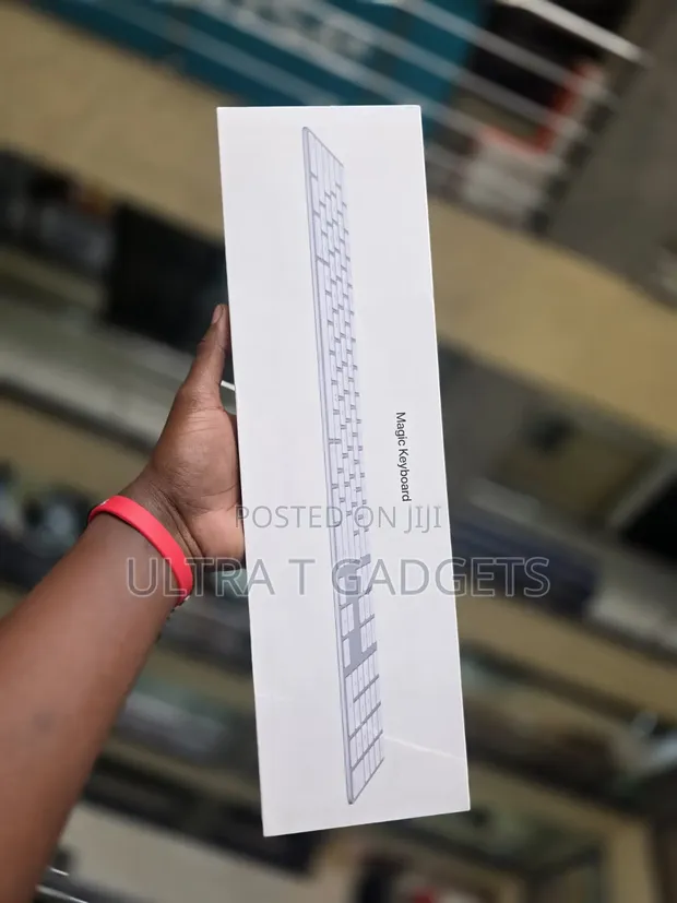 Apple Magic Keyboard Numeric - Mpya Kabisa - 1