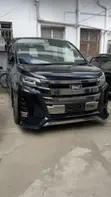 Toyota Noah 2.0 AWD (7 Seater) 2019 Teal - 2