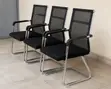 Kiti cha Kisasa cha Kusubiri Nyeusi chenye Mikono ya Metali - 2