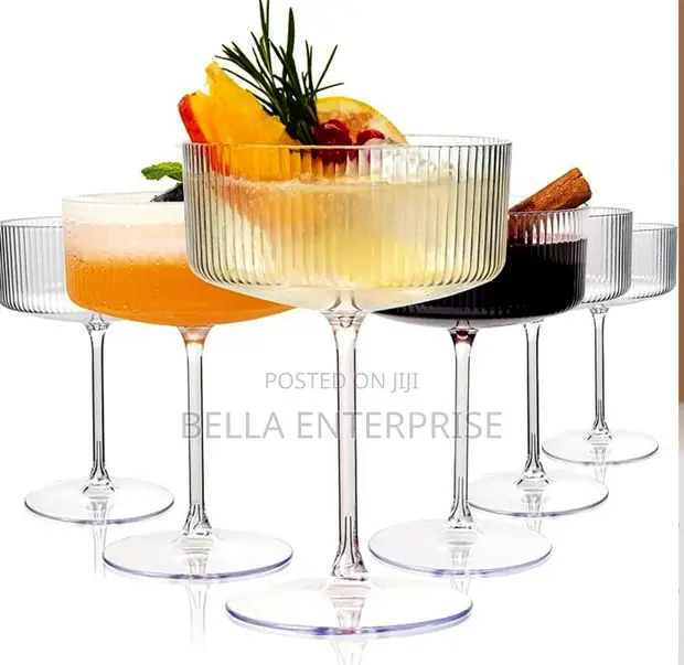 Vikombe vya Martini - Seti ya Vipande 6 vya Coupe Zenye Ribbed - 1