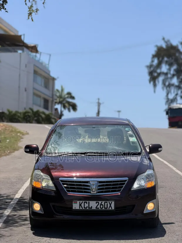 Toyota Premio 2013 Beige - 1