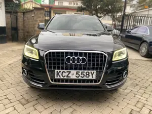 Audi Q5 2013 Nyeusi